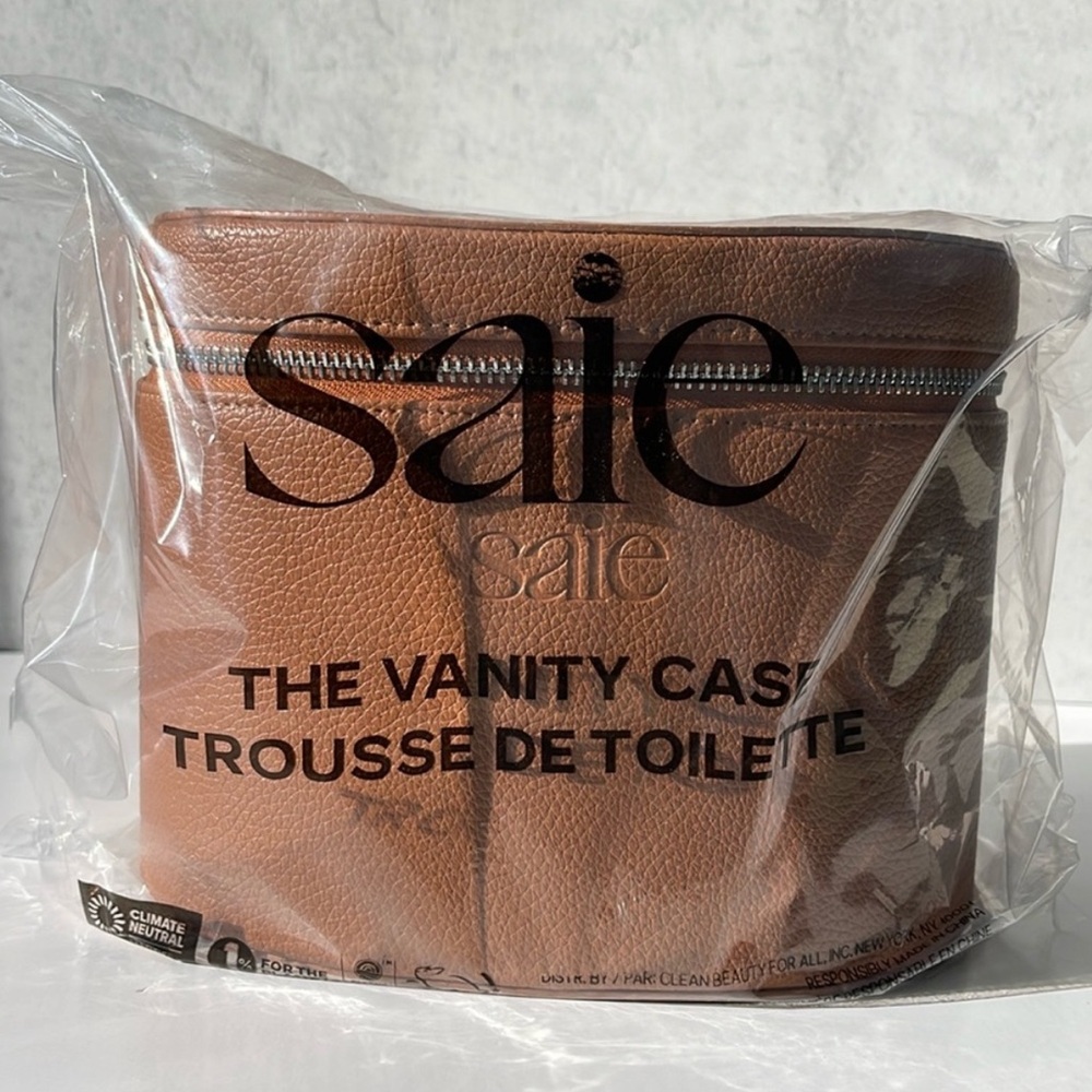 BRAND New Saie Vanity Case